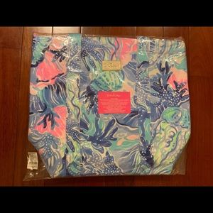 Lilly Pulitzer Beach Cooler Tote- Insulated!!